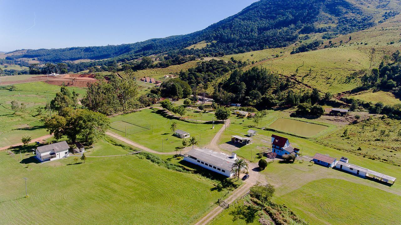 Hotel Fazenda Santa Rita Joanopolis Exterior photo