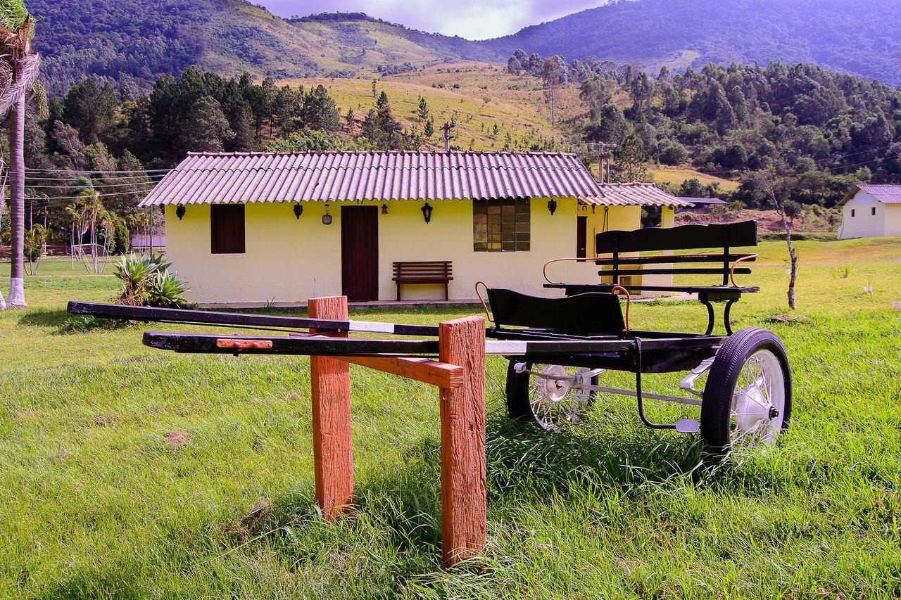 Hotel Fazenda Santa Rita Joanopolis Exterior photo
